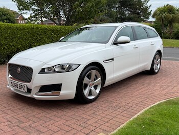 Used Jaguar XF 2018 for sale - 79375559: Photo