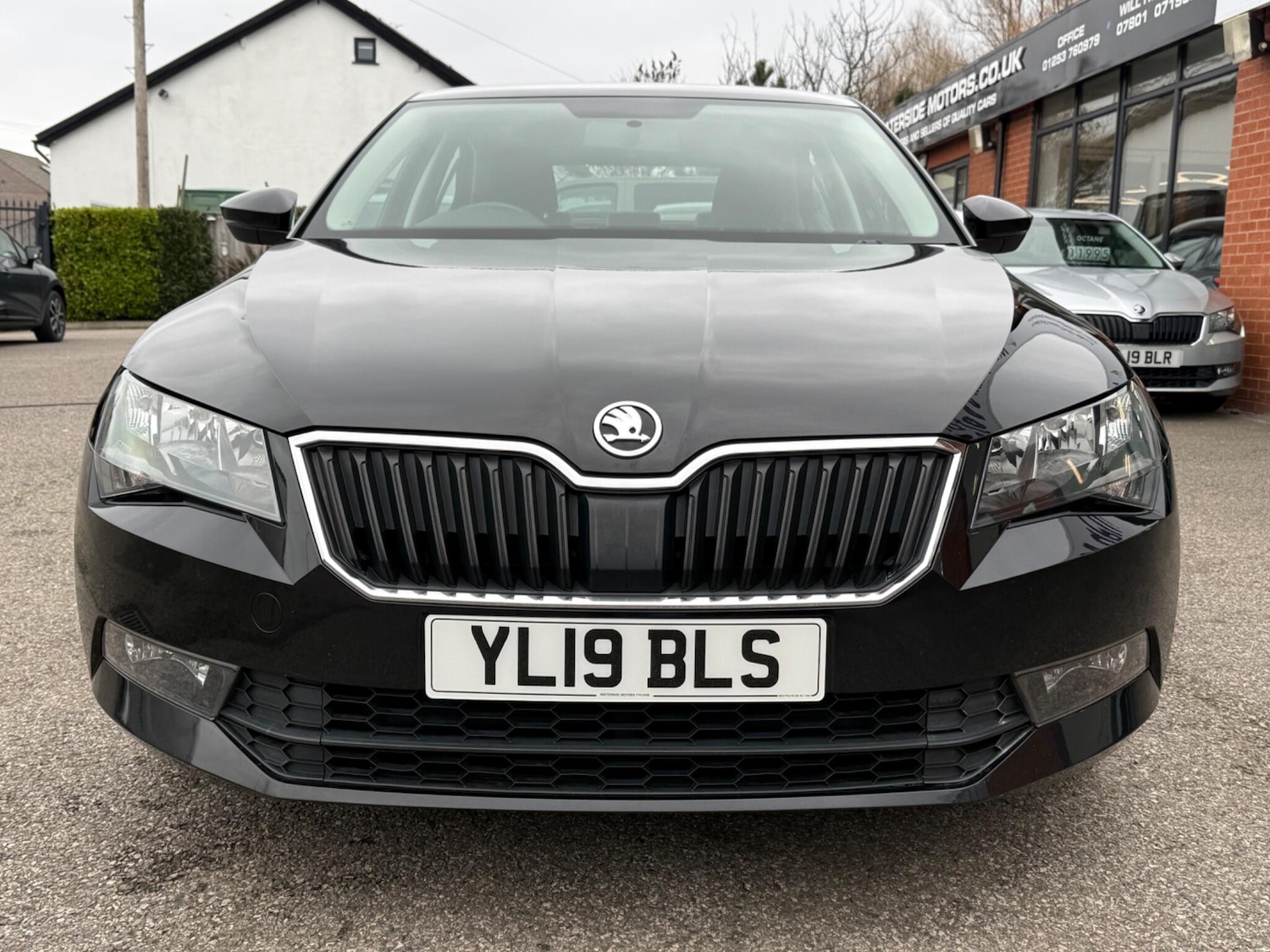 Used Skoda Superb for sale - 77440324: Photo 2