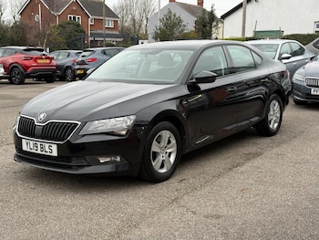 Used Skoda Superb 2019 for sale - 77440324: Photo