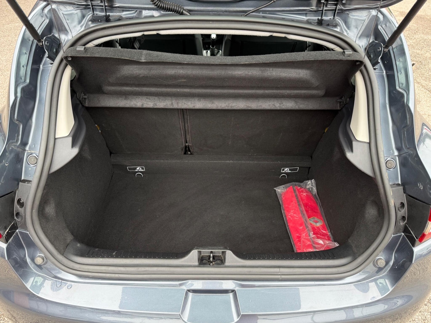 Used Renault Clio 2019 for sale - 77633355: Photo 16