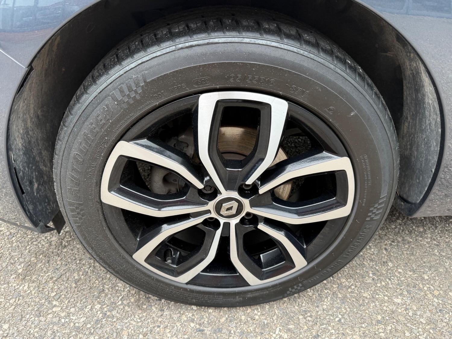 Used Renault Clio 2019 for sale - 77633355: Photo 19