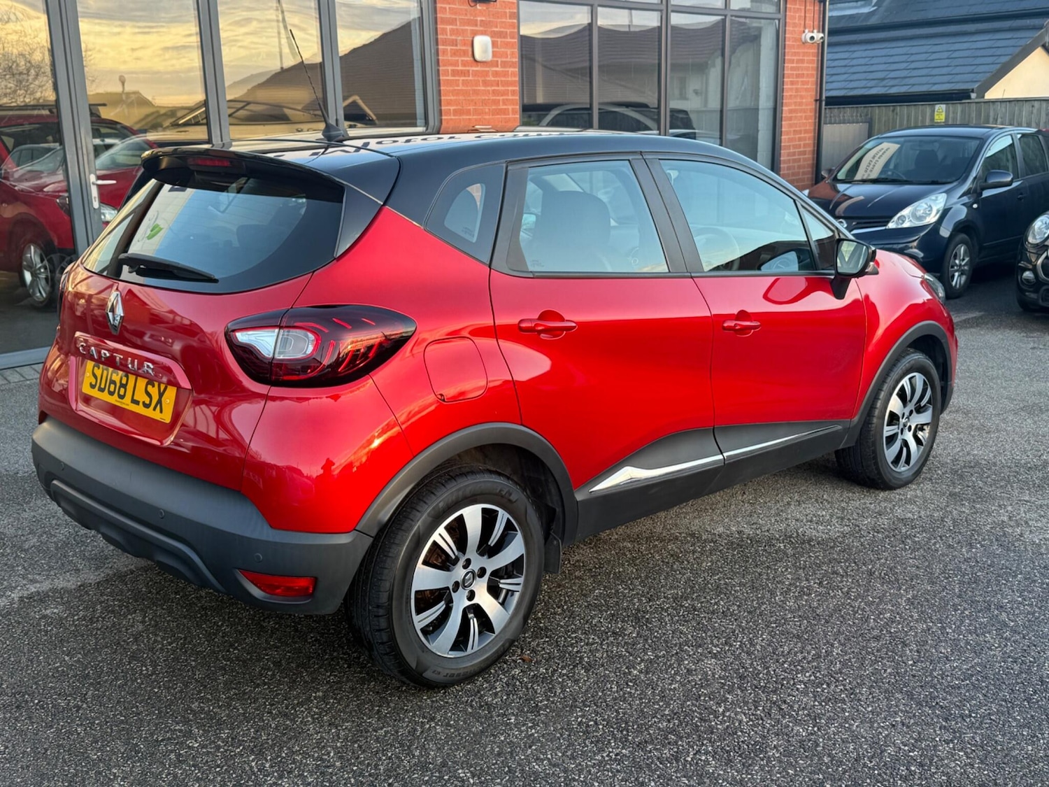 Used Renault Captur 2018 for sale - 77645763: Photo 7