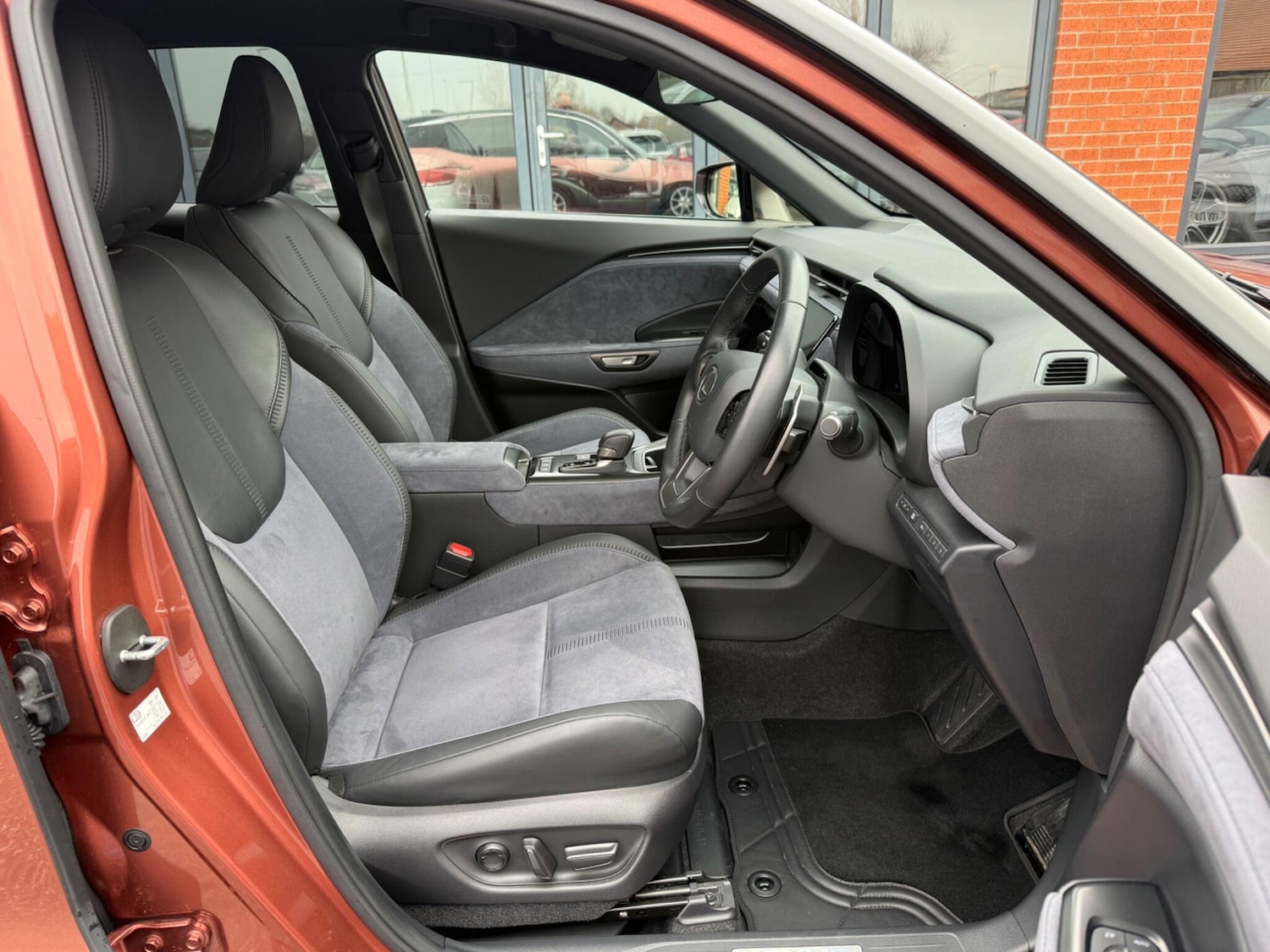 Used Lexus LBX 2024 for sale - 77479572: Photo 10