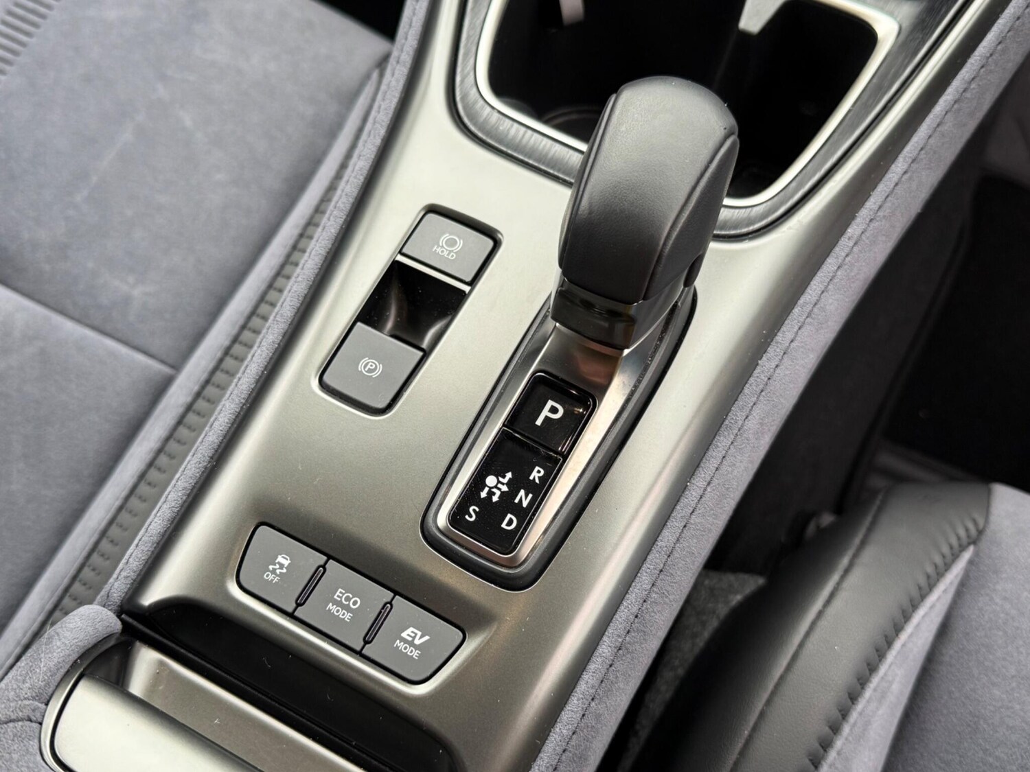 Used Lexus LBX 2024 for sale - 77479572: Photo 43