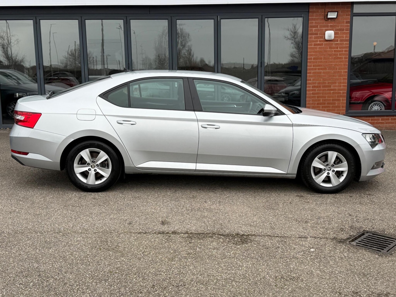 Used Skoda Superb for sale - 77440022: Photo 8