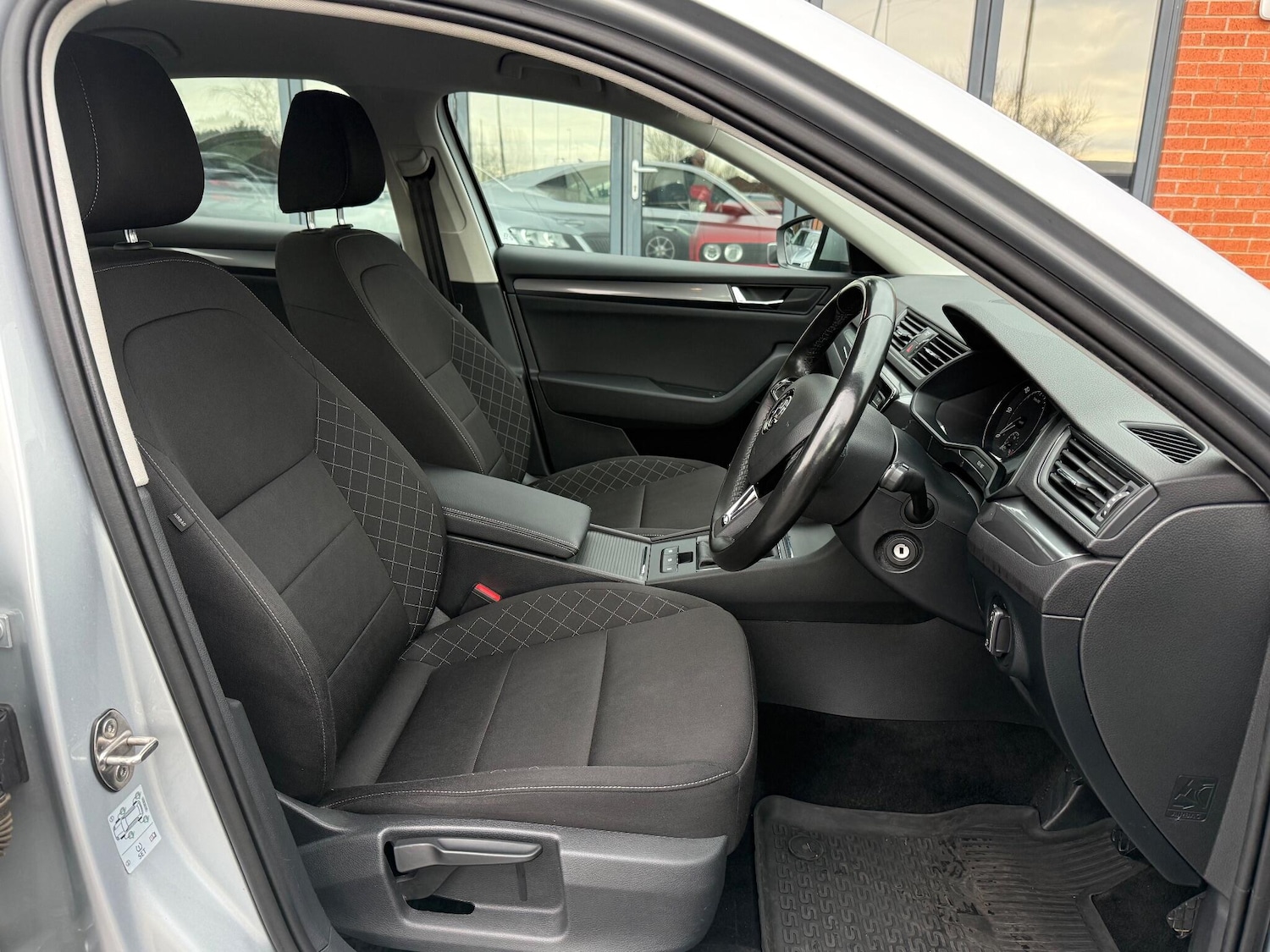 Used Skoda Superb 2026 for sale - 77753896: Photo 9