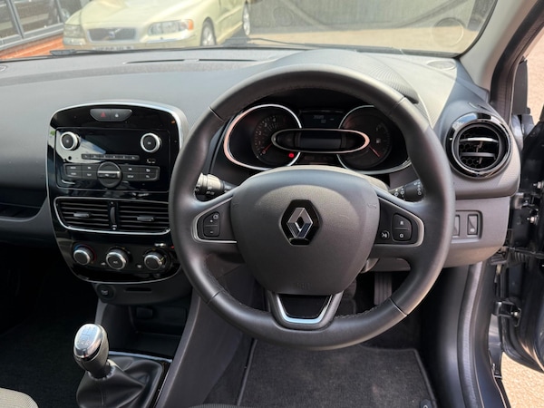 Used Renault Clio 2019 for sale - 75696939: Photo 10