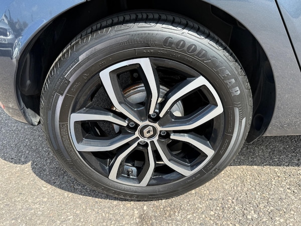 Used Renault Clio 2019 for sale - 75696939: Photo 17
