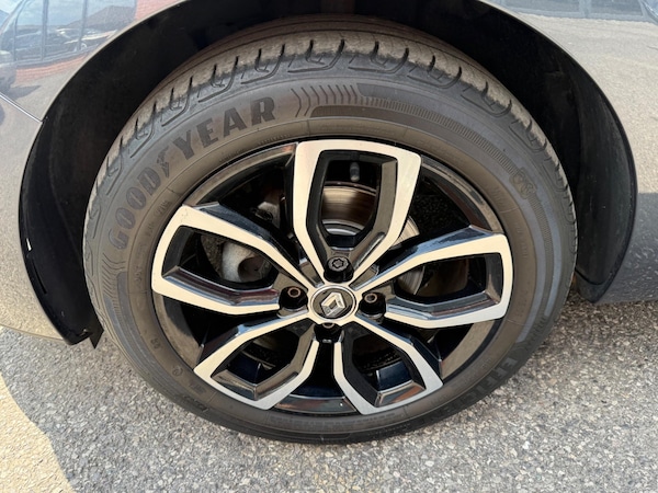 Used Renault Clio 2019 for sale - 75696939: Photo 19