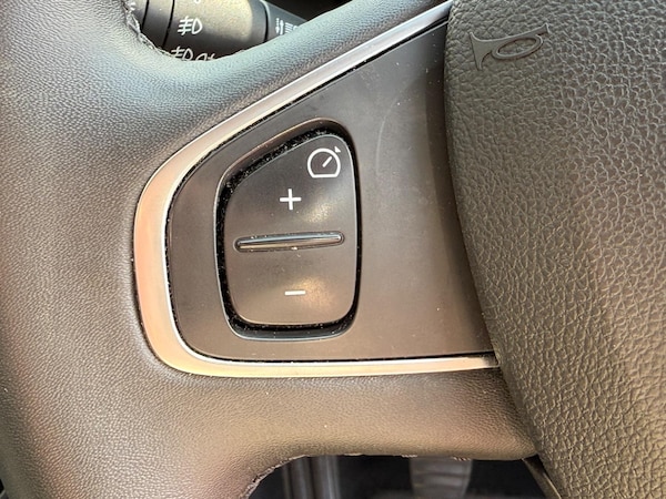 Used Renault Clio 2019 for sale - 75696939: Photo 36