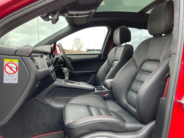 Used Porsche Macan 2020 for sale - 75669288: Photo 14