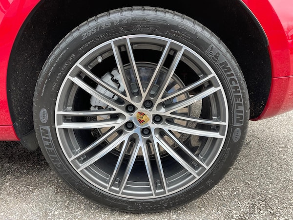 Used Porsche Macan 2020 for sale - 75669288: Photo 20