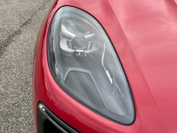 Used Porsche Macan 2020 for sale - 75669288: Photo 25
