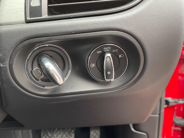 Used Porsche Macan 2020 for sale - 75669288: Photo 36