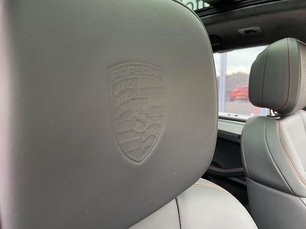 Used Porsche Macan 2020 for sale - 75669288: Photo 41