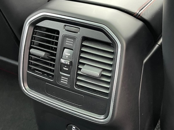Used Porsche Macan 2020 for sale - 75669288: Photo 48
