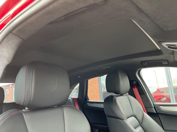 Used Porsche Macan 2020 for sale - 75669288: Photo 58