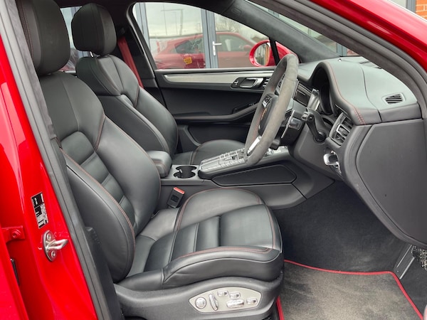 Used Porsche Macan 2020 for sale - 75669288: Photo 9