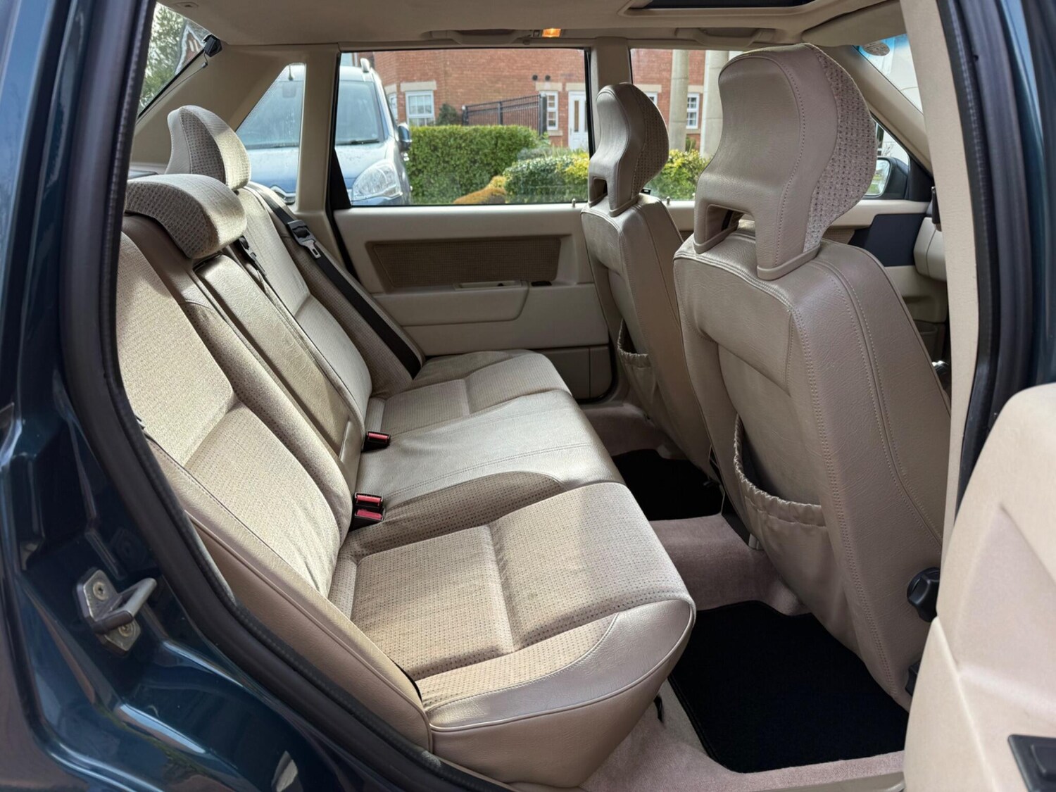 Used Volvo 850 for sale - 77575403: Photo 11