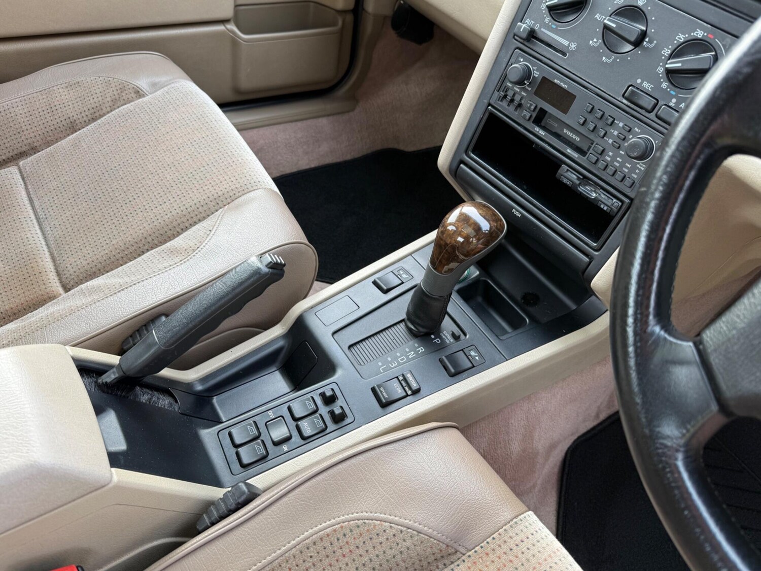 Used Volvo 850 for sale - 77575403: Photo 54