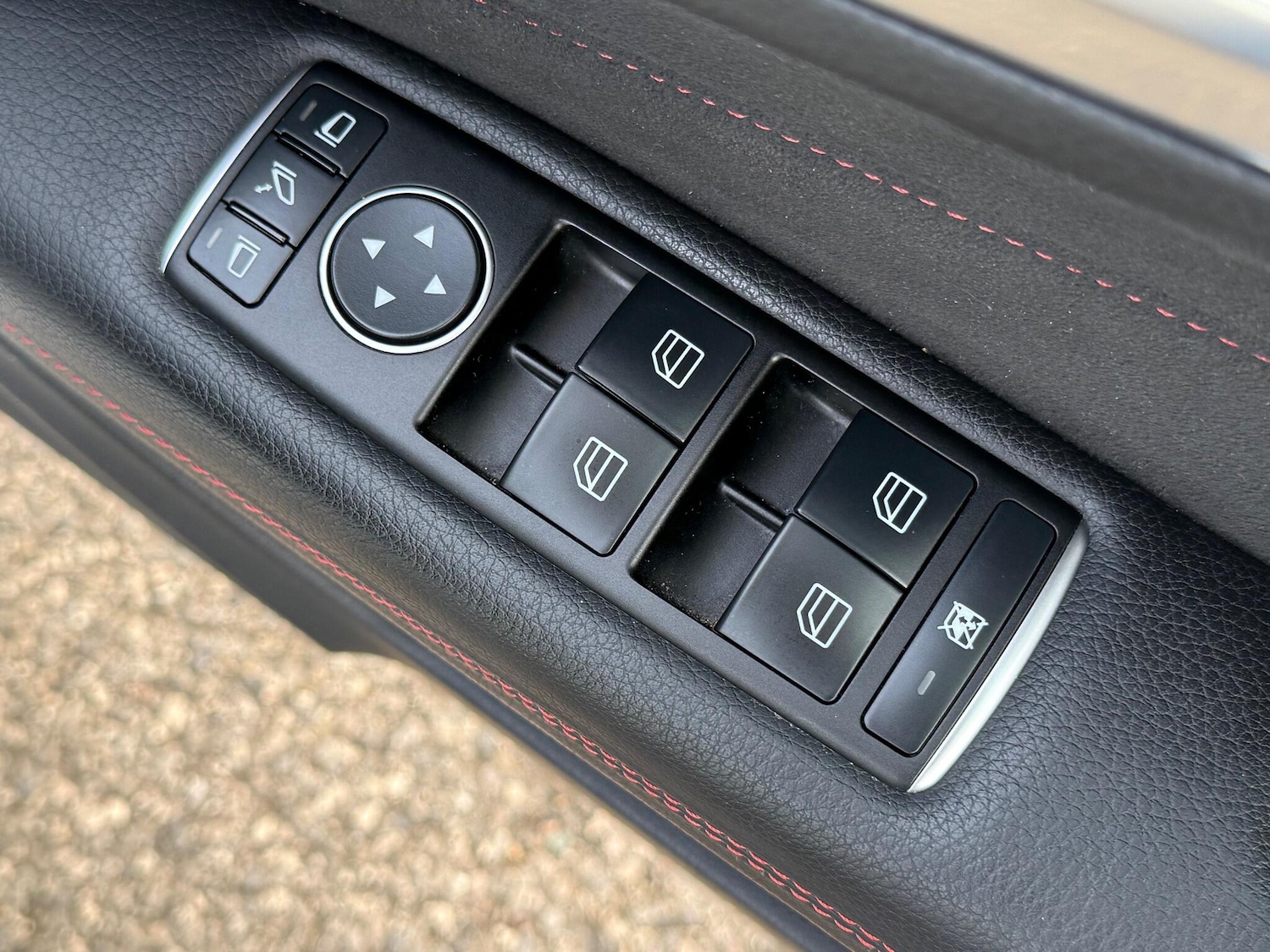 Used Mercedes-Benz E Class 2016 for sale - 77177801: Photo 34