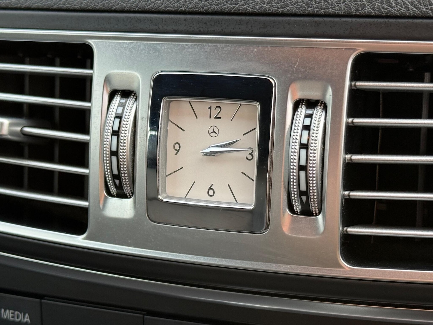 Used Mercedes-Benz E Class 2016 for sale - 77177801: Photo 42