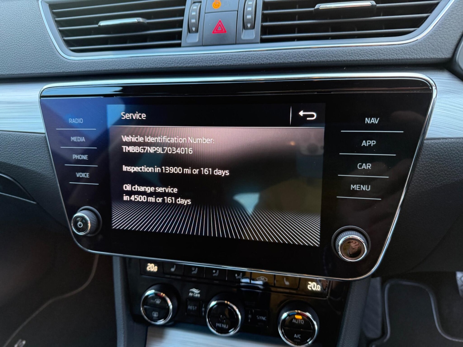 Used Skoda Superb 2020 for sale - 77637671: Photo 42