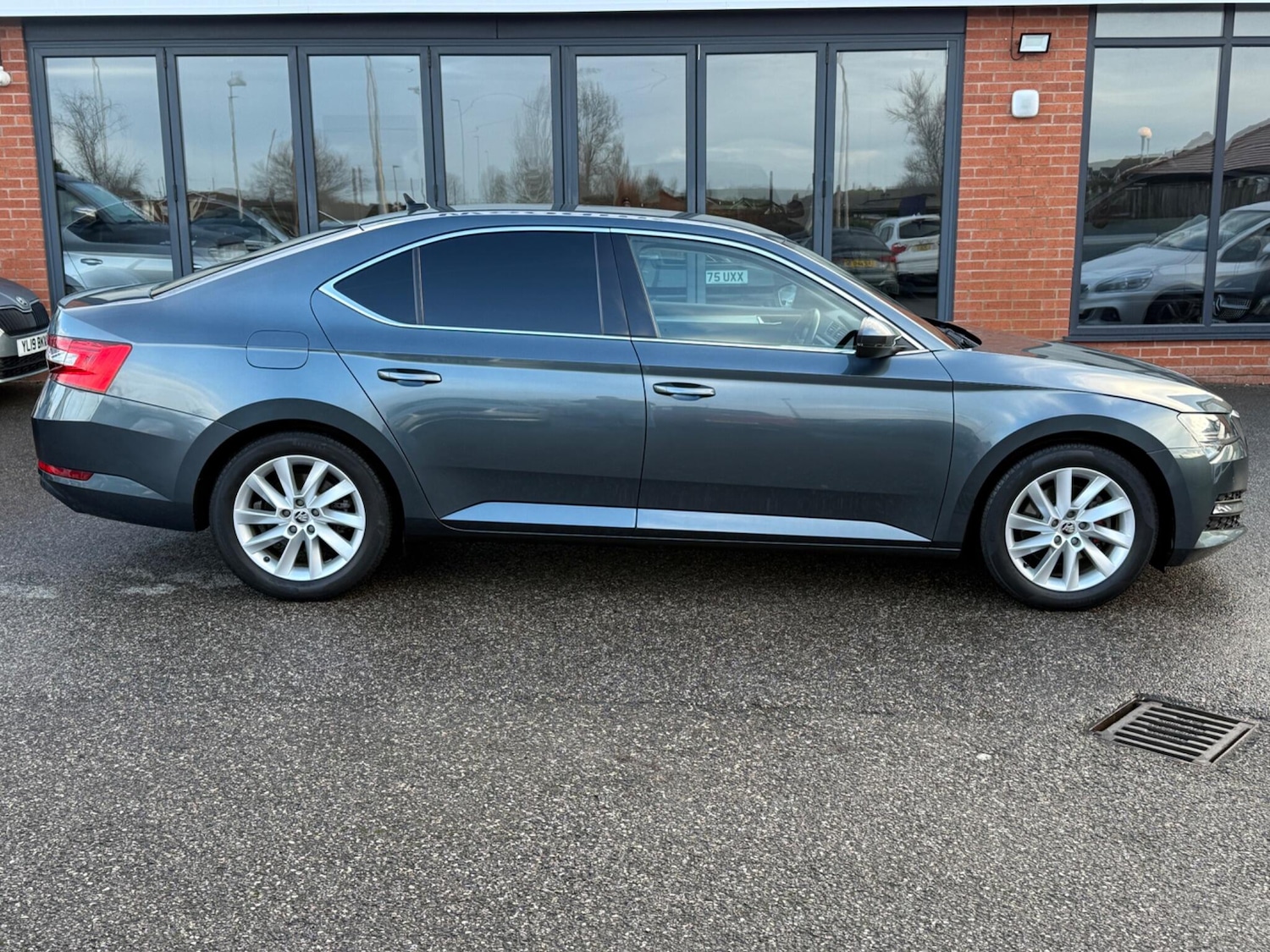 Used Skoda Superb 2020 for sale - 77637671: Photo 8
