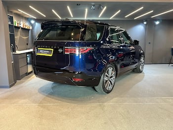 Used Land Rover Discovery 2022 for sale - 79709852: Photo