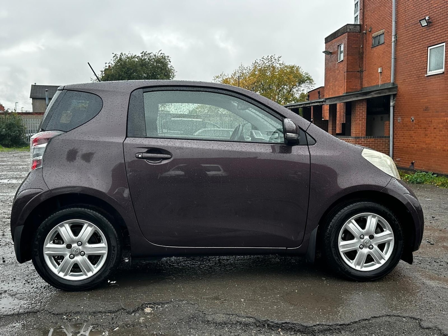 Used Toyota IQ 2009 for sale - 76624740: Photo 7