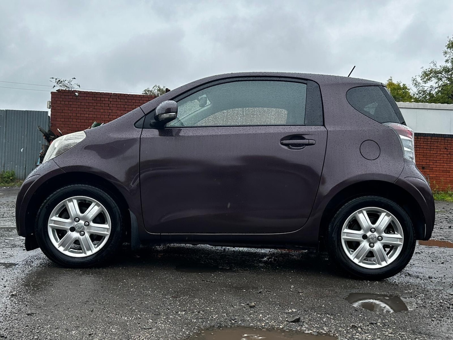 Used Toyota IQ 2009 for sale - 76624740: Photo 8