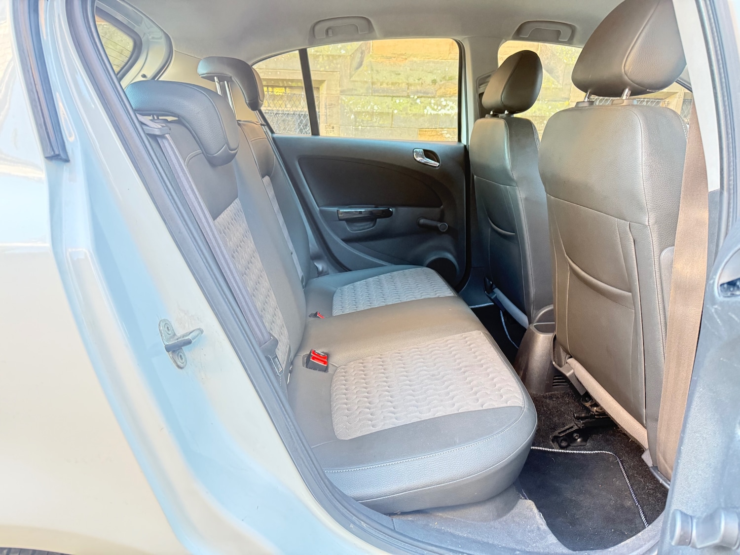 Used Vauxhall Corsa 2014 for sale - 76736562: Photo 9