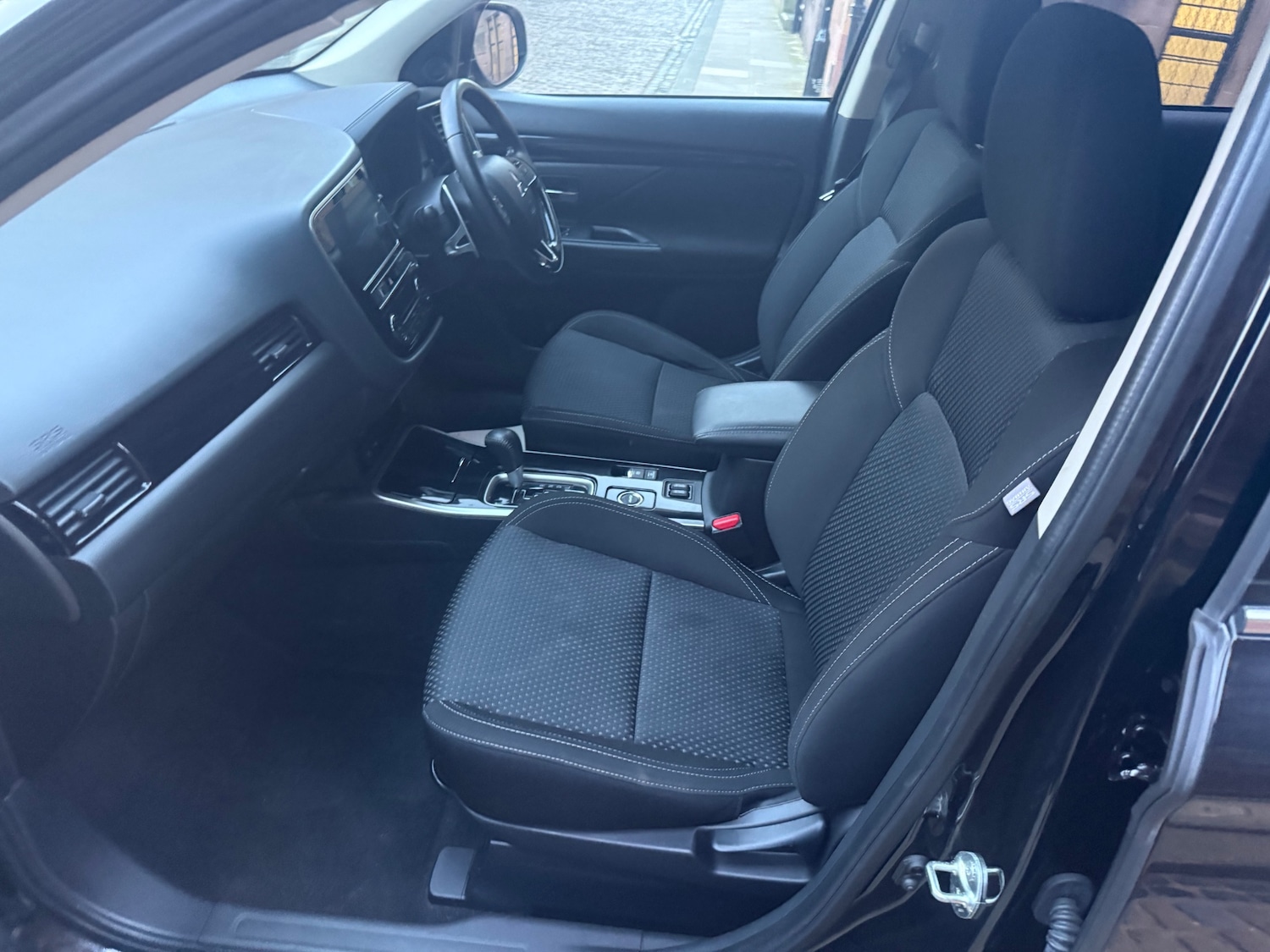 Used Mitsubishi Outlander 2019 for sale - 77763968: Photo 8