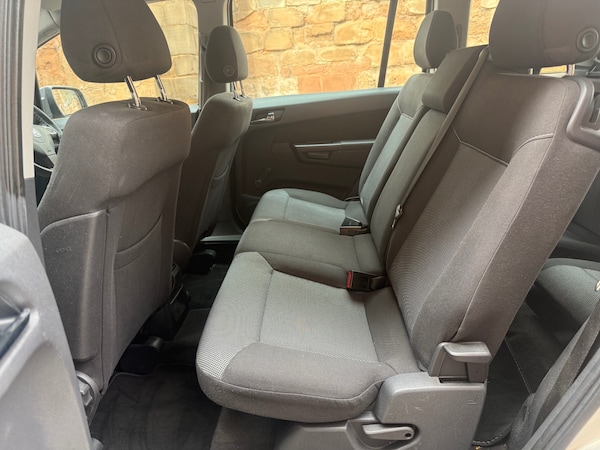 Used Vauxhall Zafira 2009 for sale - 76229495: Photo 11