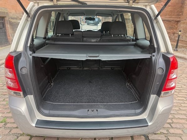 Used Vauxhall Zafira 2009 for sale - 76229495: Photo 13
