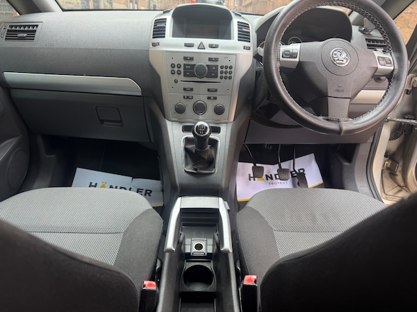 Used Vauxhall Zafira 2009 for sale - 76229495: Photo 21