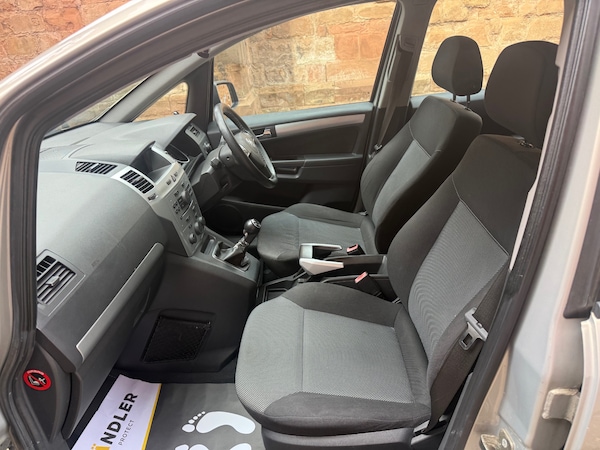Used Vauxhall Zafira 2009 for sale - 76229495: Photo 7