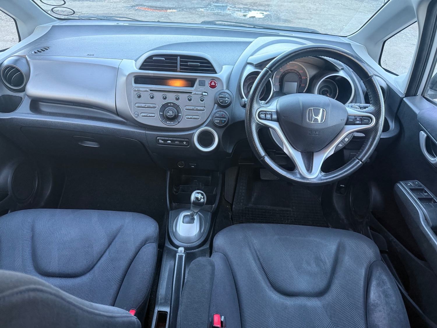 Used Honda Jazz 2010 for sale - 77592277: Photo 20