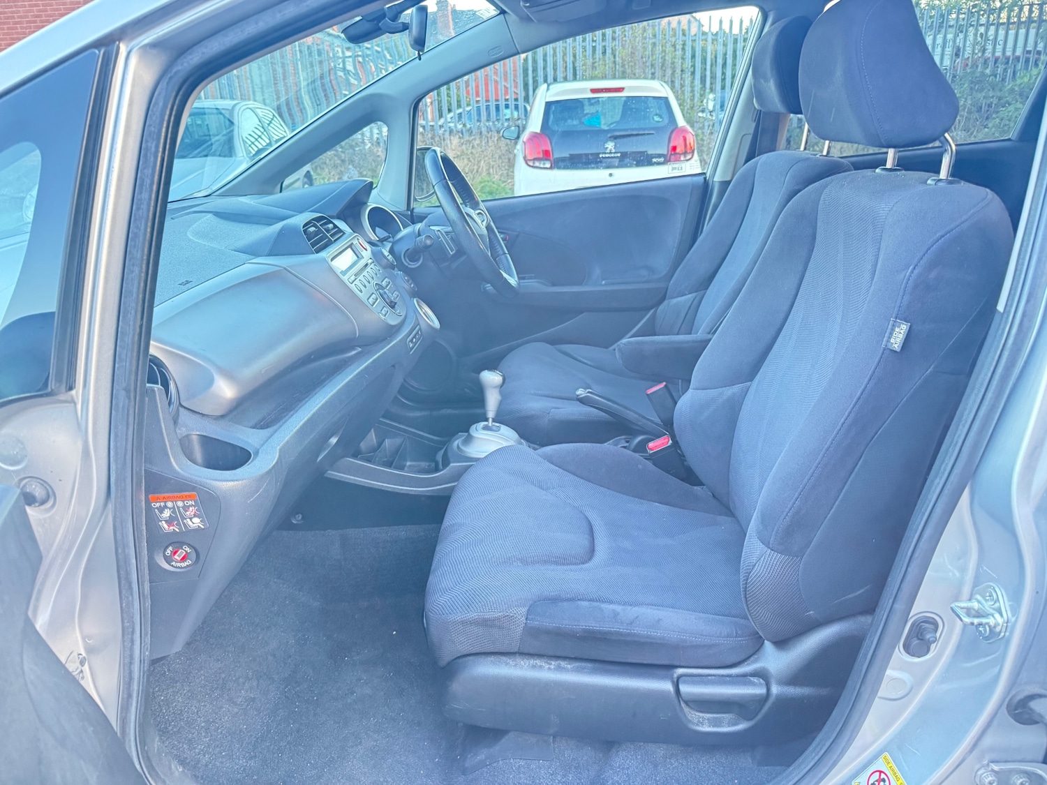 Used Honda Jazz 2010 for sale - 77592277: Photo 24