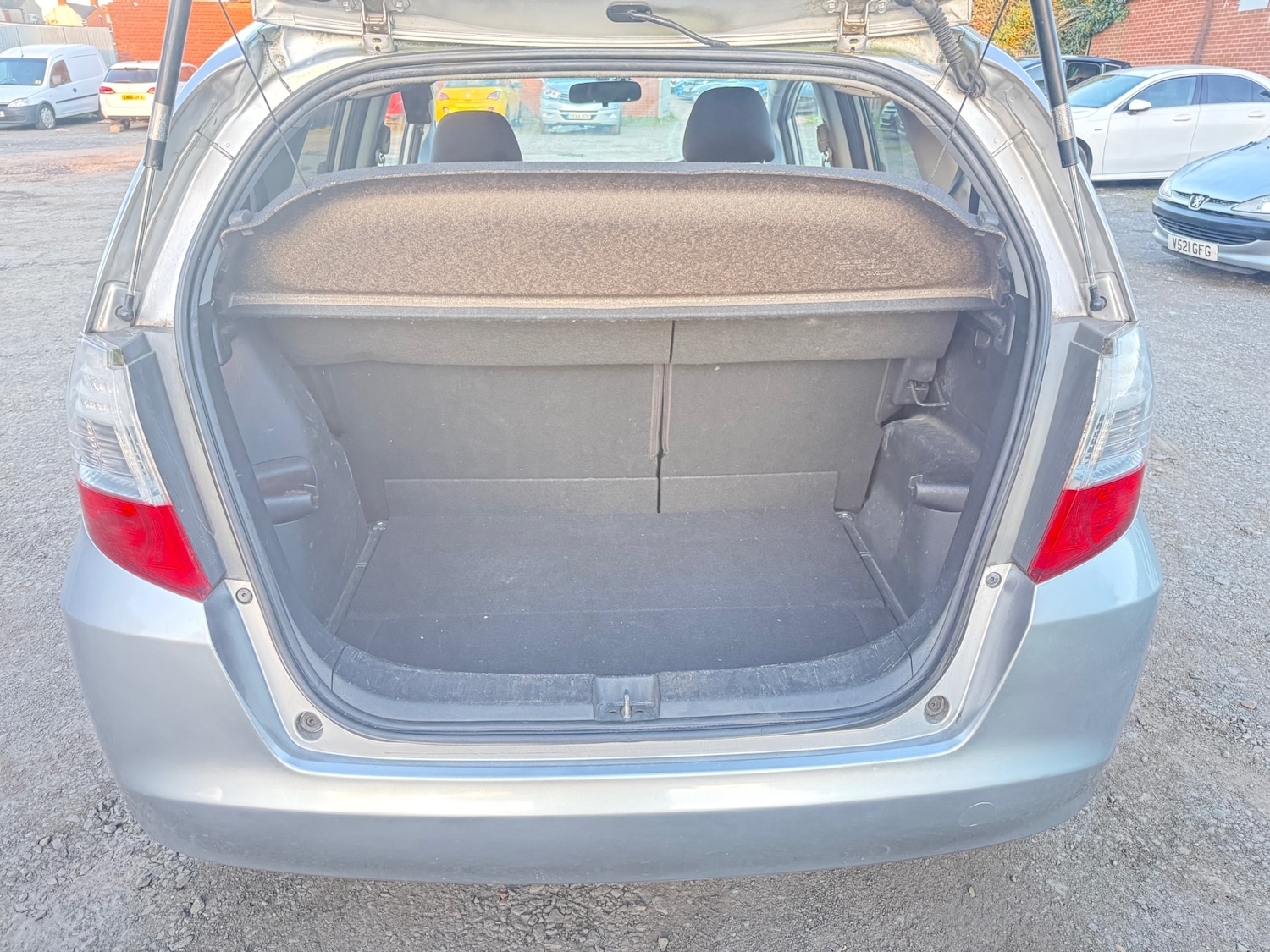 Used Honda Jazz 2010 for sale - 77592277: Photo 28