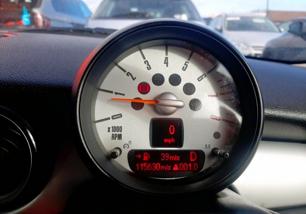 Used MINI Hatch 2011 for sale - 77996335: Photo 10