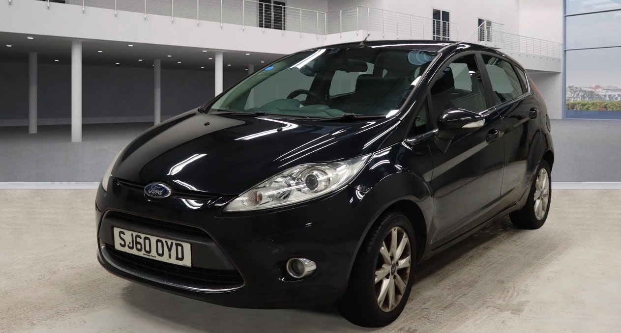 Used Ford Fiesta 2010 for sale - 77360874: Photo 2