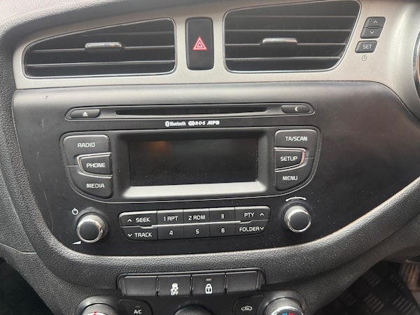 Used Kia Ceed 2015 for sale - 76264180: Photo 20