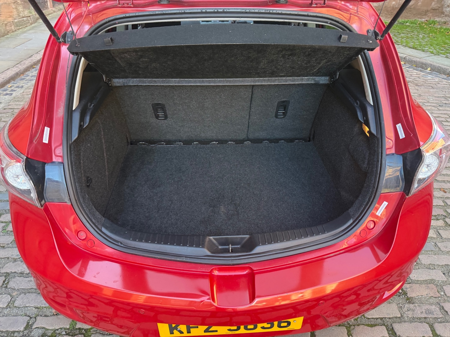 Used Mazda Mazda3 2012 for sale - 76387501: Photo 15