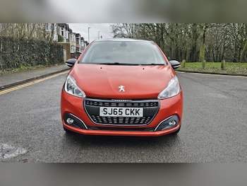 Used Peugeot 208 2015 for sale - 77694581: Photo