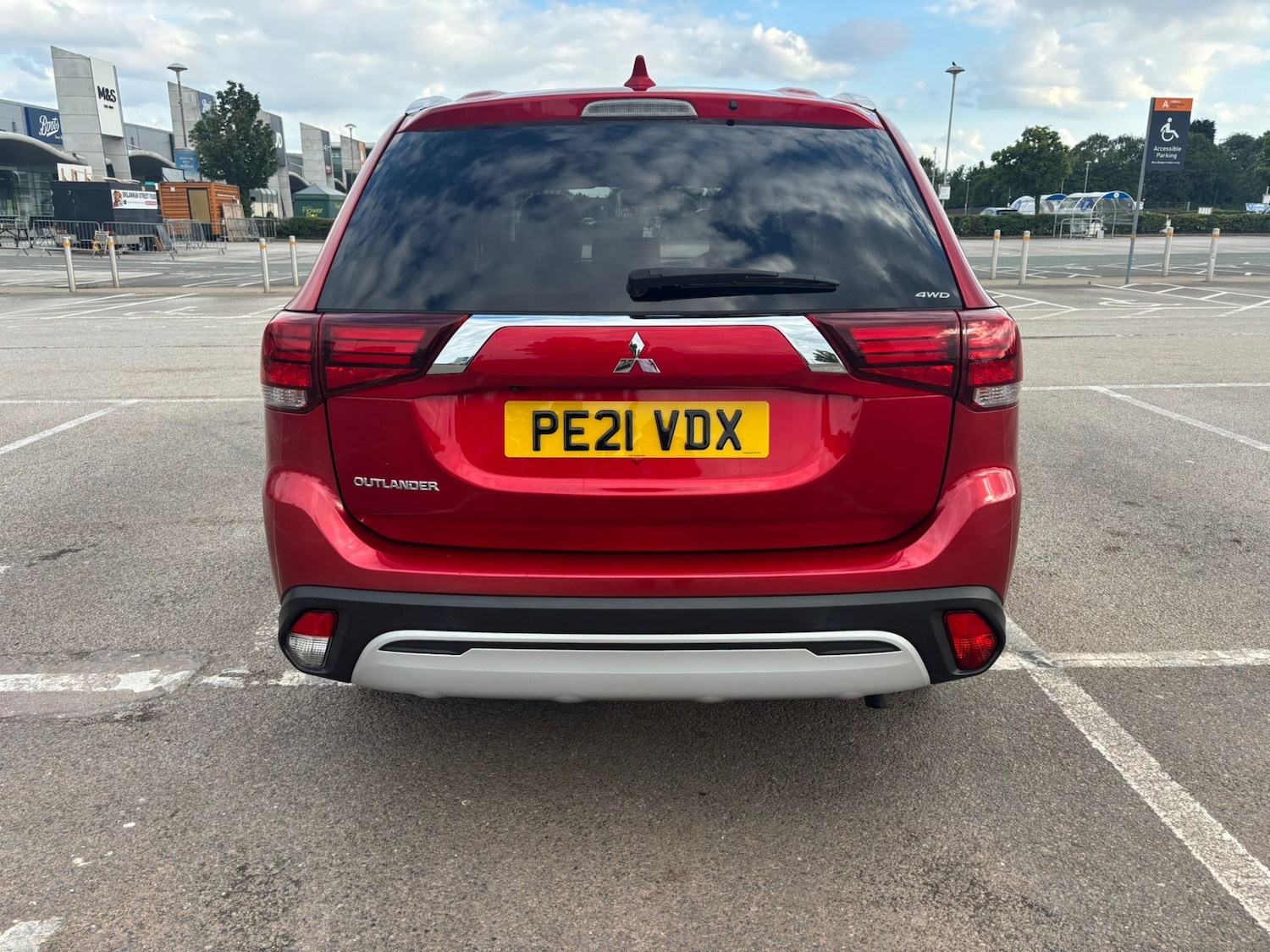 Used Mitsubishi Outlander 2021 for sale - 76757010: Photo 4