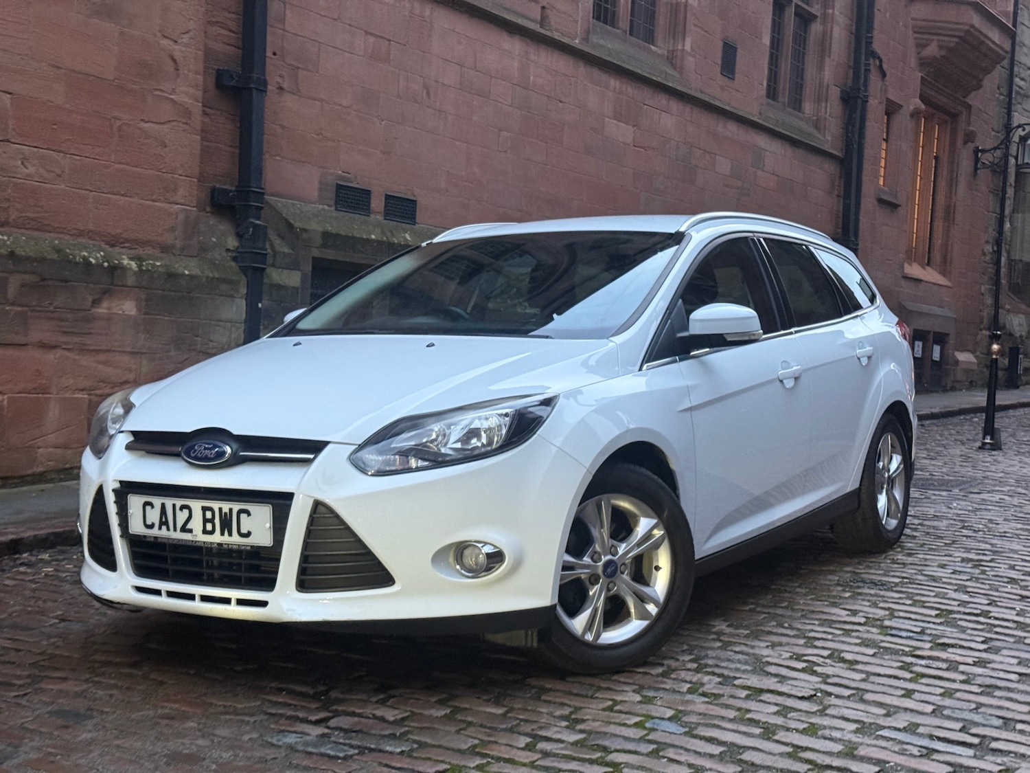 Used Ford Focus 2012 for sale - 76847306: Photo 2