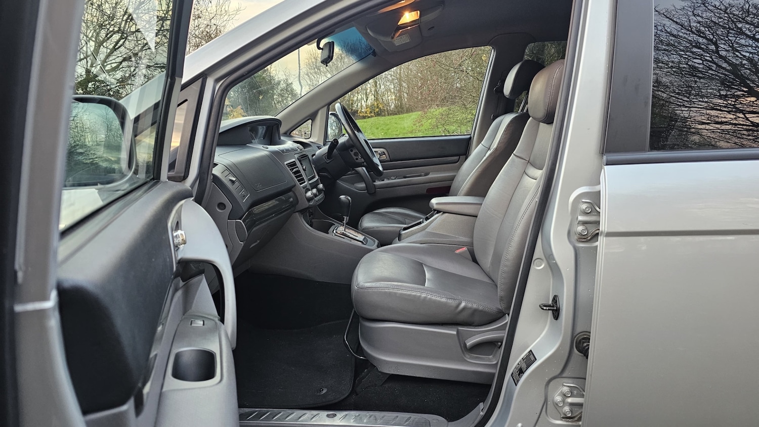 Used Ssangyong Turismo 2015 for sale - 77742723: Photo 19