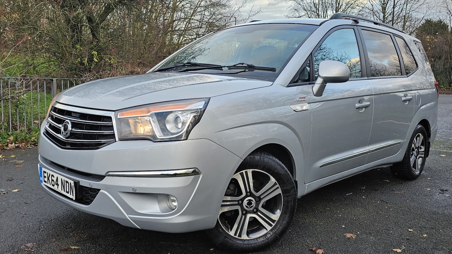 Used Ssangyong Turismo 2015 for sale - 77742723: Photo 2