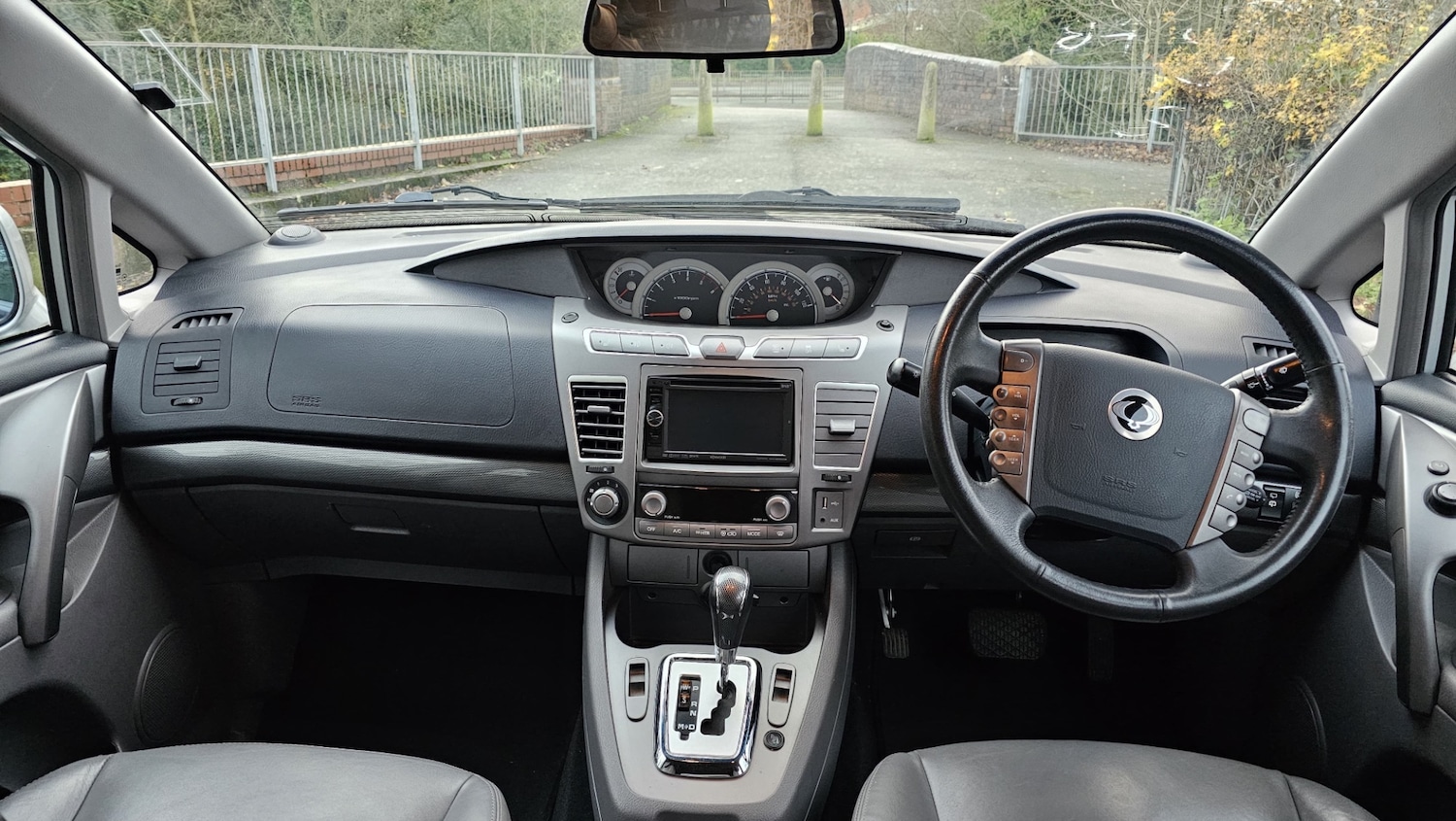 Used Ssangyong Turismo 2015 for sale - 77742723: Photo 28